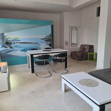 Bridge And Beach Apartments Τρογκίρ Εξωτερικό φωτογραφία