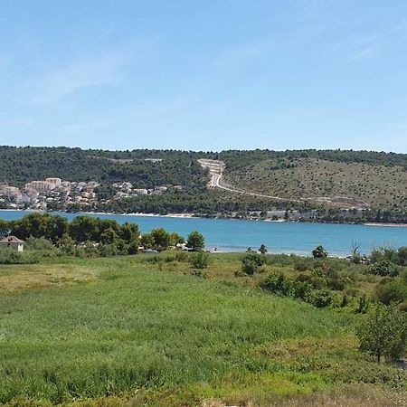 Bridge And Beach Apartments Τρογκίρ Εξωτερικό φωτογραφία