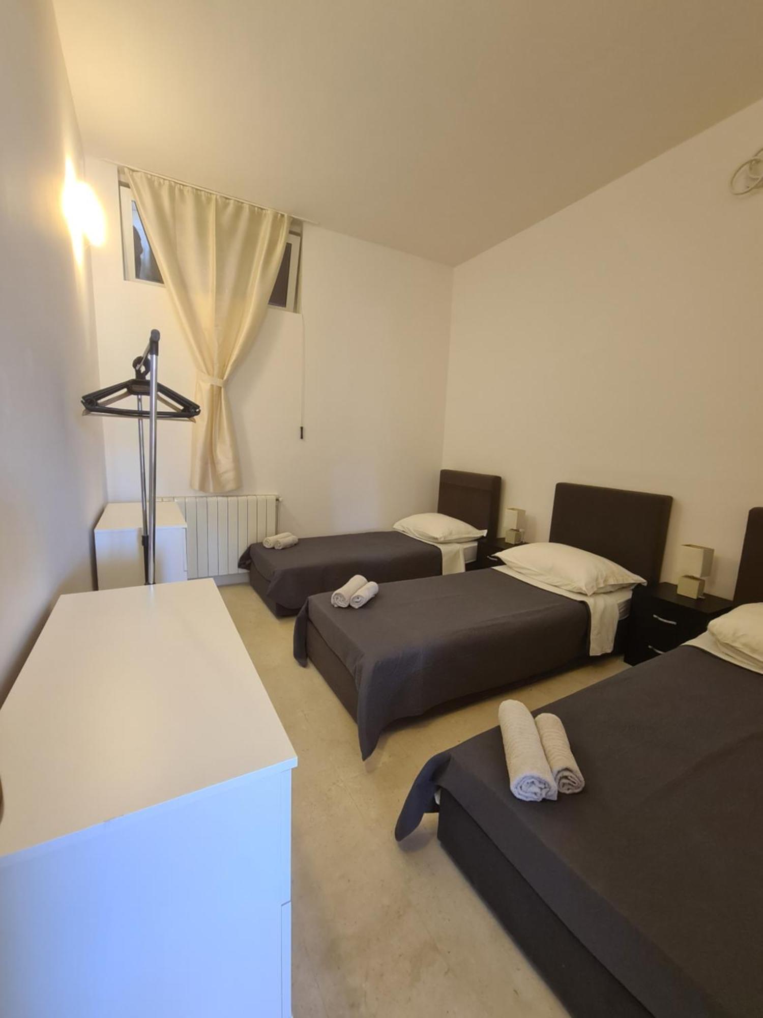 Bridge And Beach Apartments Τρογκίρ Εξωτερικό φωτογραφία