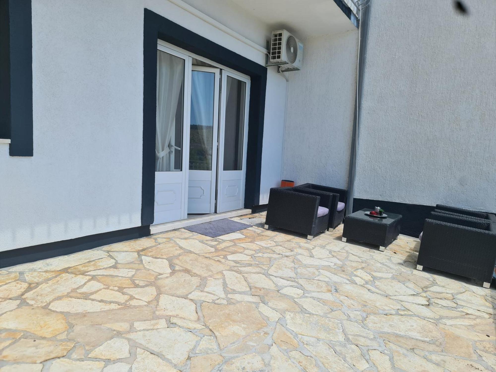 Bridge And Beach Apartments Τρογκίρ Εξωτερικό φωτογραφία