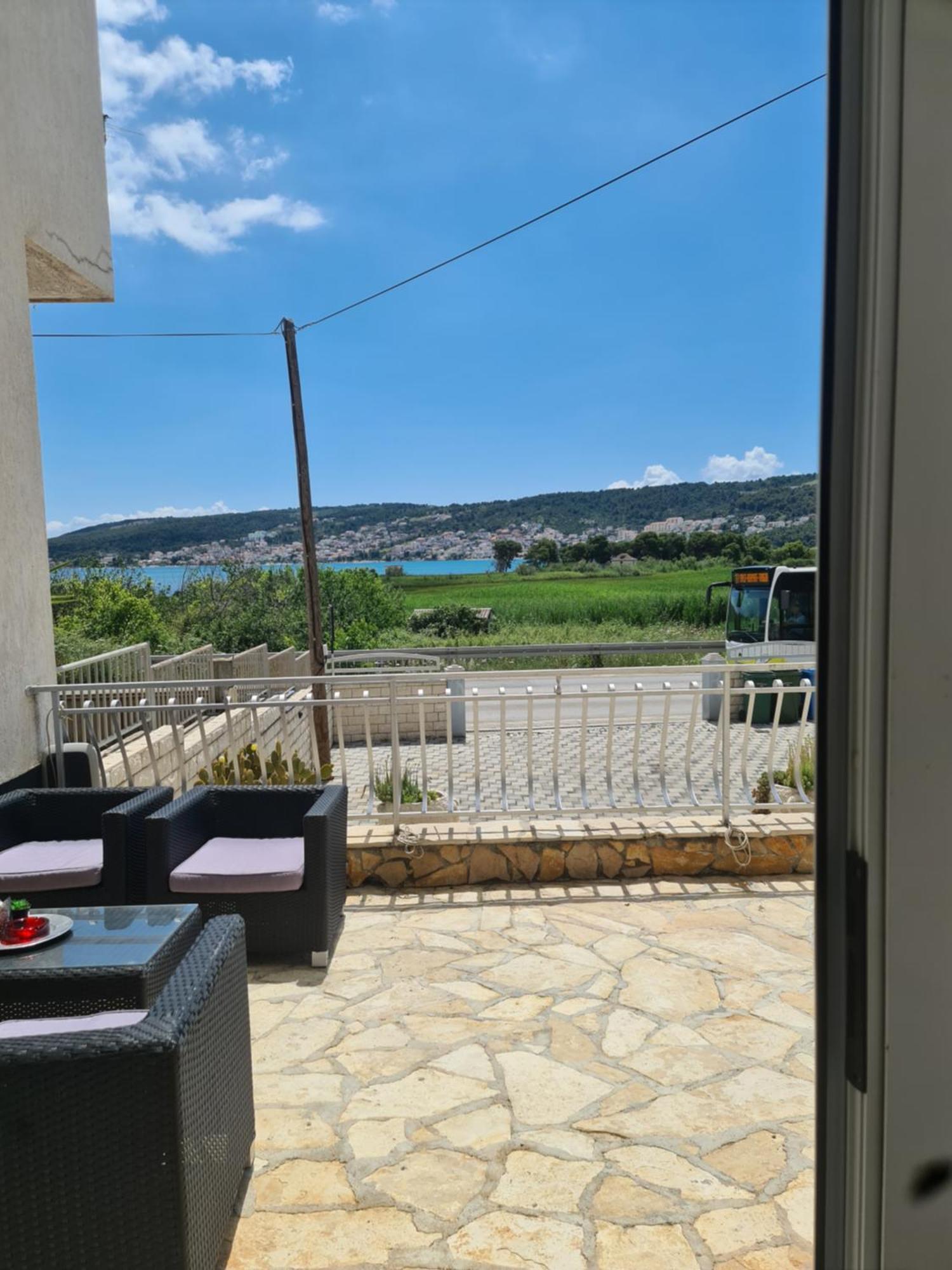 Bridge And Beach Apartments Τρογκίρ Εξωτερικό φωτογραφία