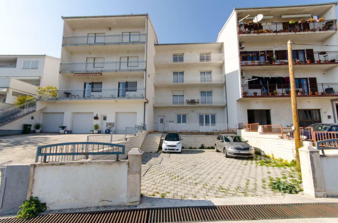Bridge And Beach Apartments Τρογκίρ Εξωτερικό φωτογραφία