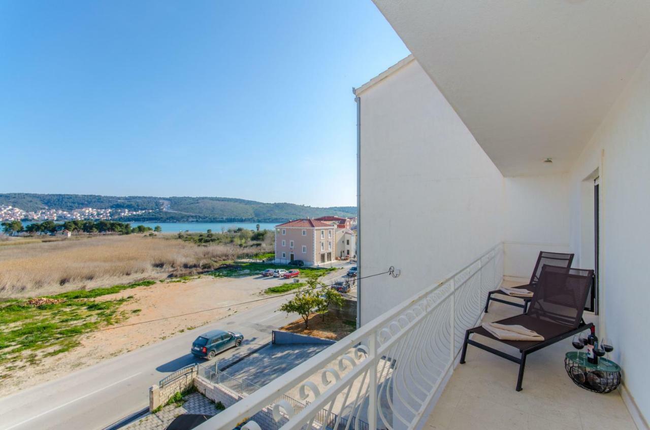 Bridge And Beach Apartments Τρογκίρ Εξωτερικό φωτογραφία