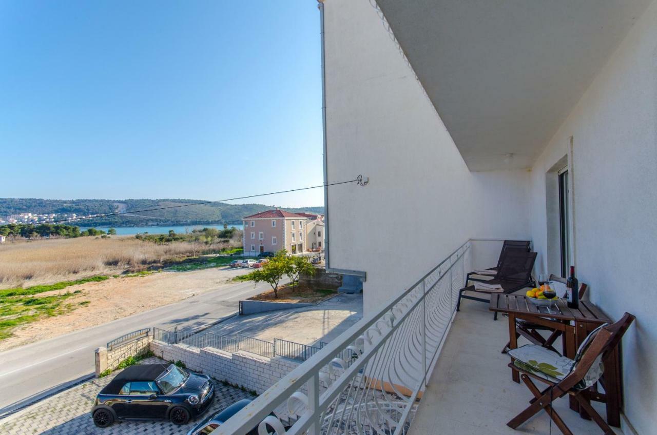 Bridge And Beach Apartments Τρογκίρ Εξωτερικό φωτογραφία