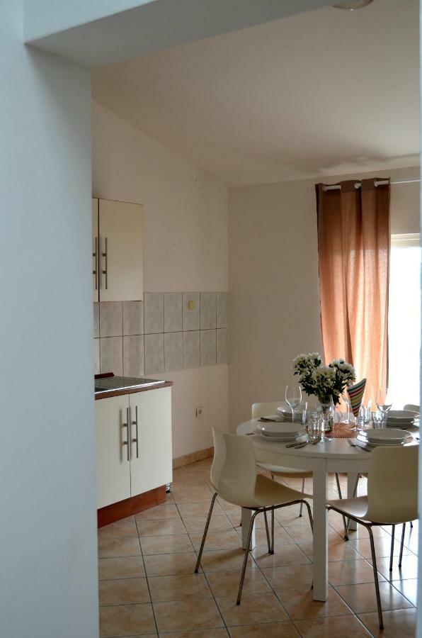 Bridge And Beach Apartments Τρογκίρ Εξωτερικό φωτογραφία
