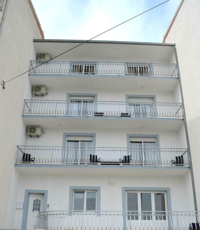 Bridge And Beach Apartments Τρογκίρ Εξωτερικό φωτογραφία